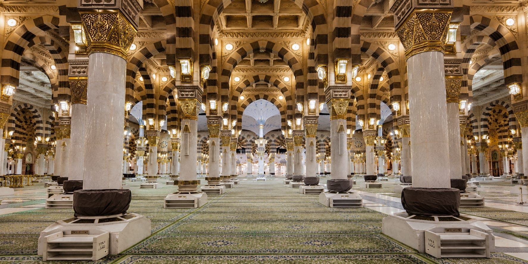 Interior of Masjid an-Nabawi
